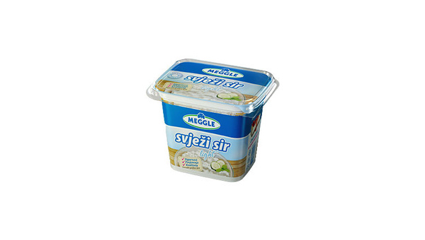 MEGGLE SVJEŽI SIR LIGHT 450 G